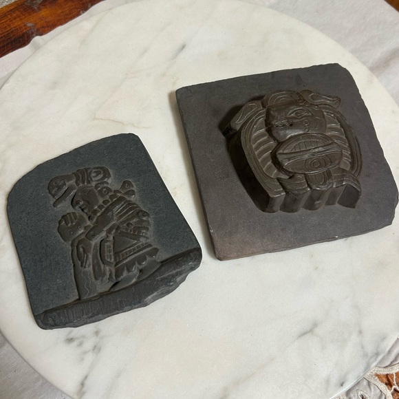 Mayan hand carved slate figurines by Garcia Sisters- vintage and RARE - Picture 1 of 12